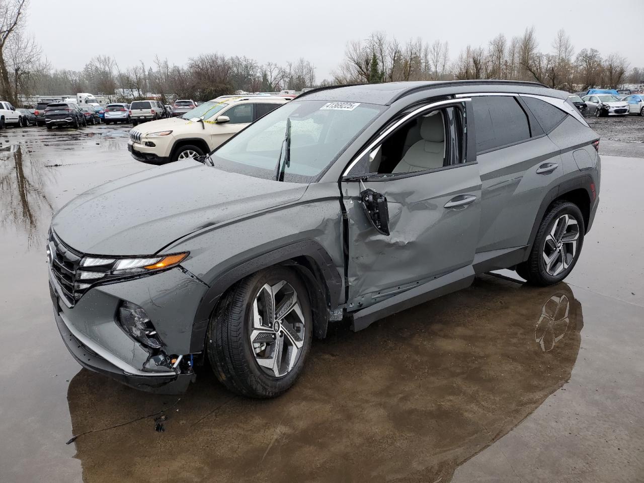  Salvage Hyundai TUCSON