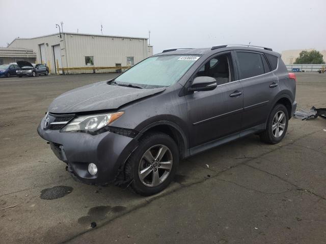 2015 TOYOTA RAV4 XLE JTMWFREVXFJ055415