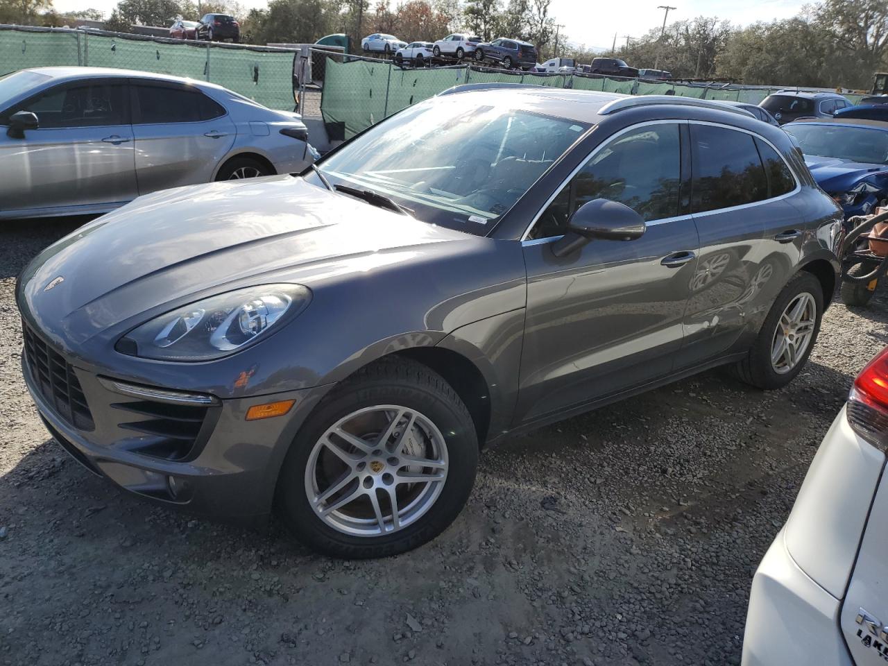  Salvage Porsche Macan