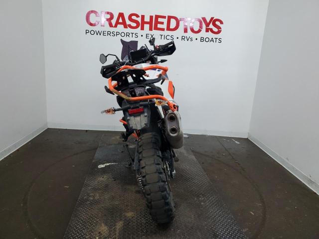 2024 KTM 1290 SUPER - VBKV5940XRM989435