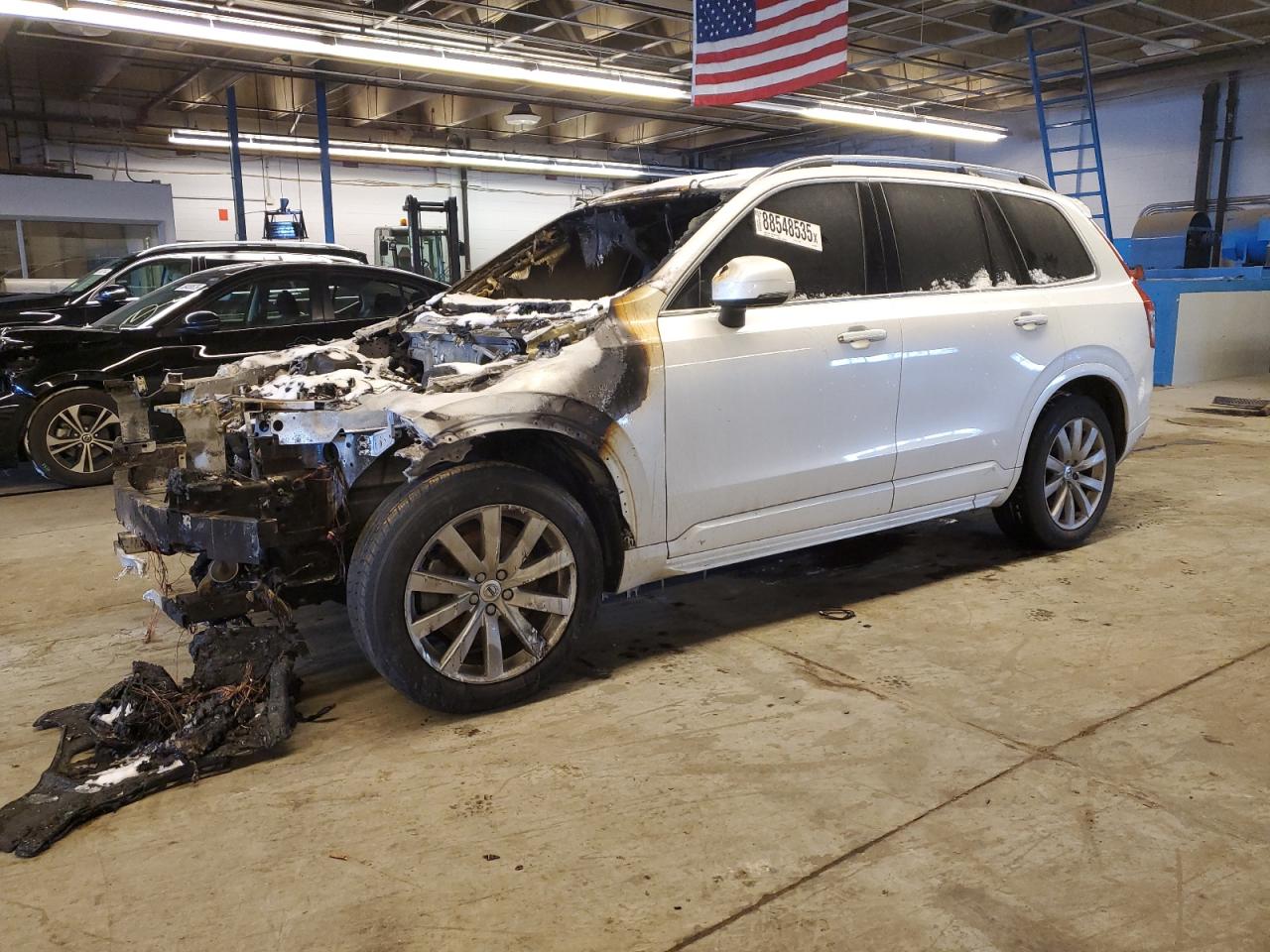 VOLVO XC90 T6