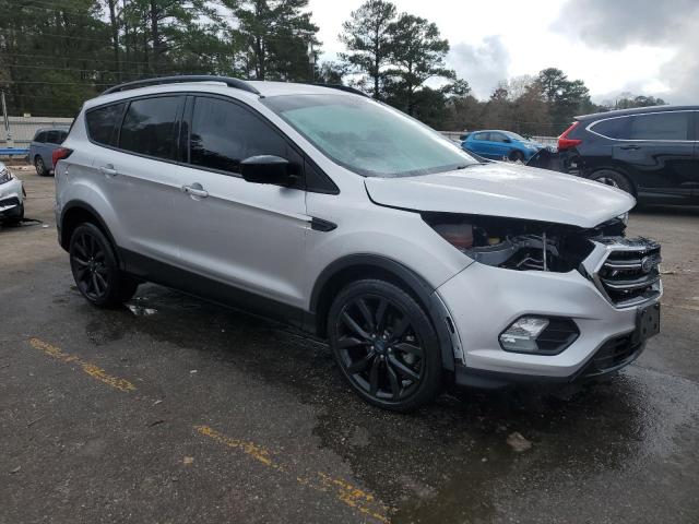 2019 FORD ESCAPE SE - 1FMCU0GD3KUB29724