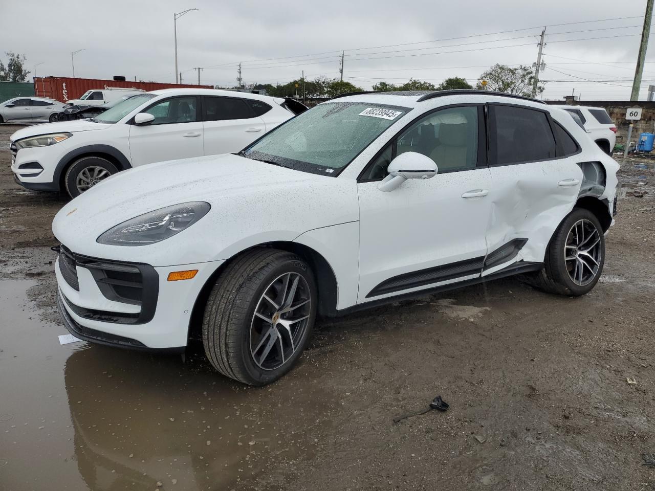  Salvage Porsche Macan Base