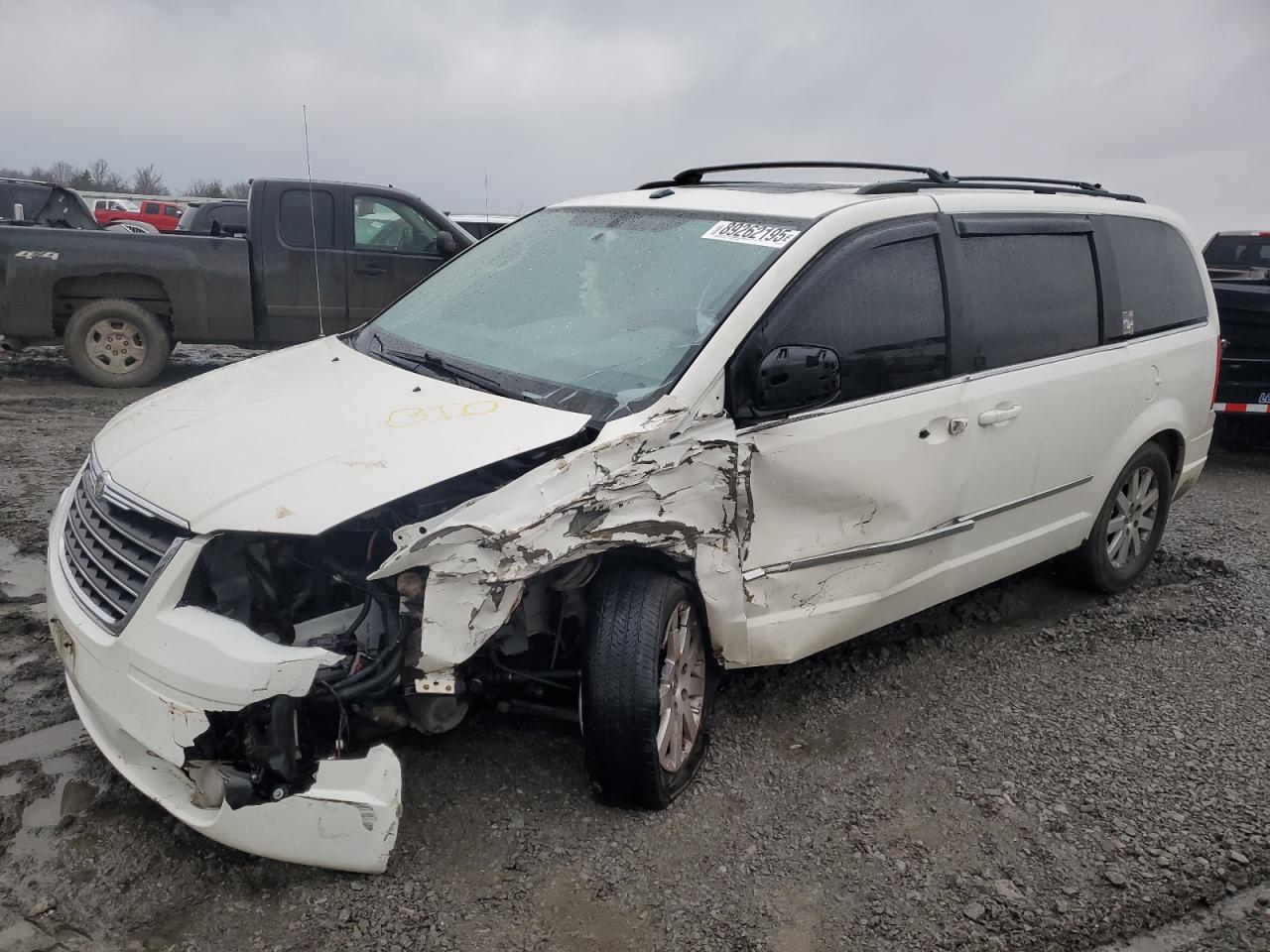 CHRYSLER TOWN & COUNTRY TOURING