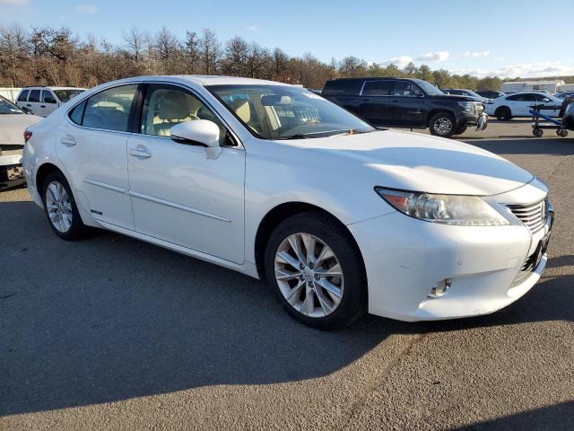 Vin: jthbw1gg8d2036379, lot: 87573735, lexus es300 300h 20134