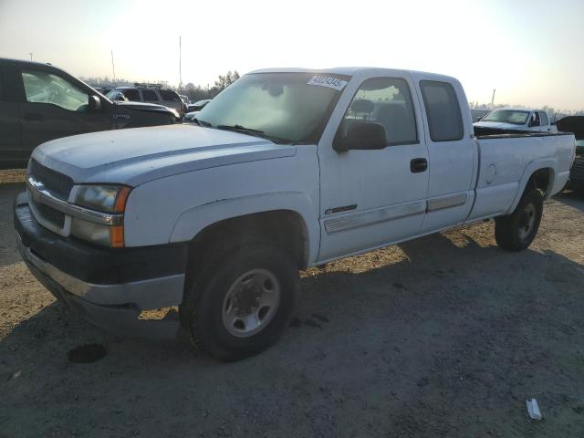 CHEVROLET SILVERADO 2004 white  gas 1GCHC29U64E227083 photo #1