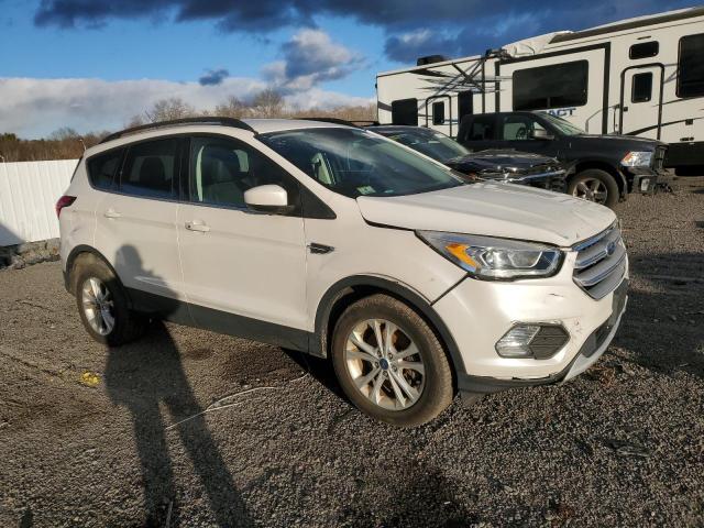Vin: 1fmcu9hd8kua83956, lot: 87009664, ford escape sel 20194