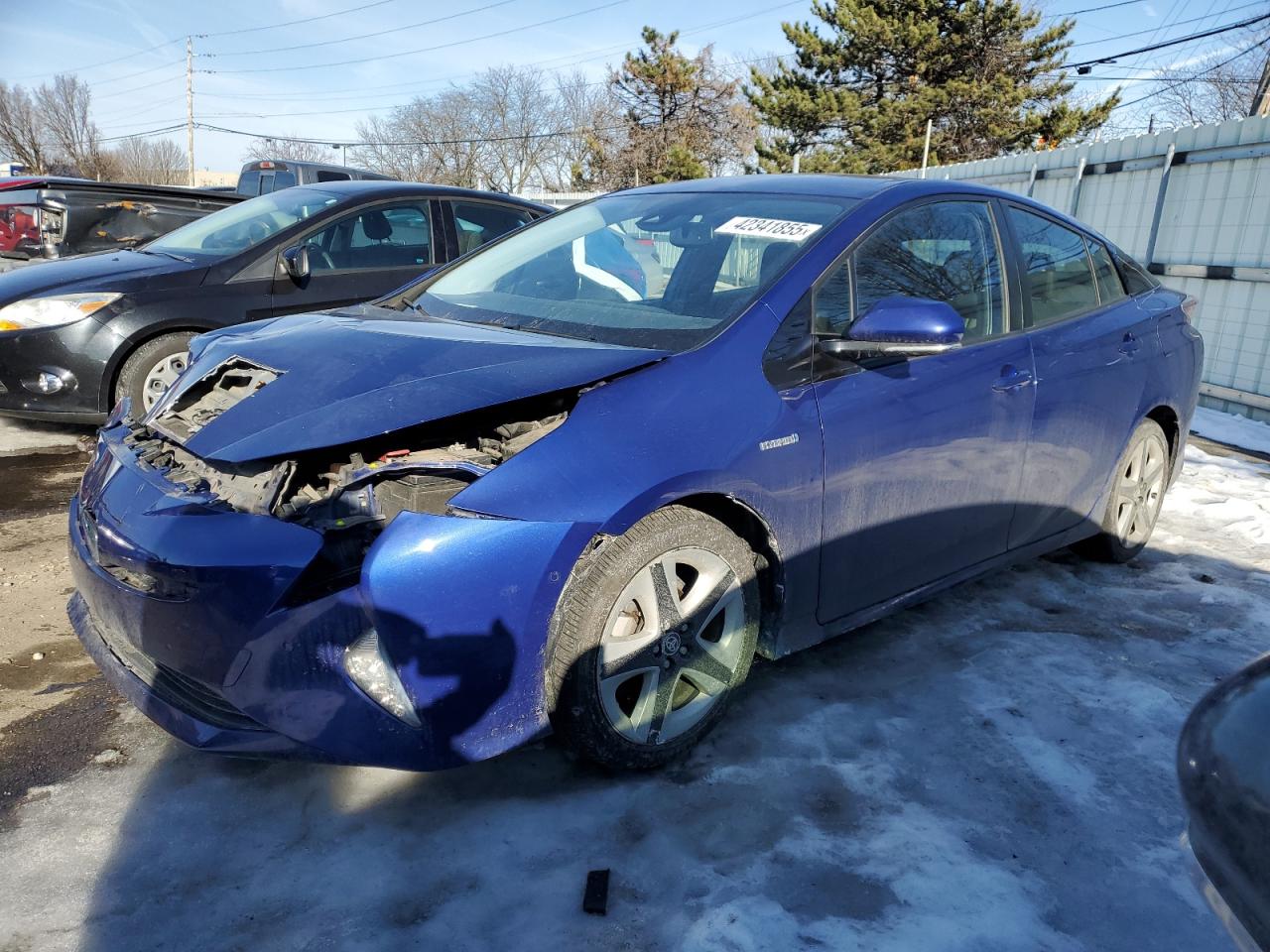  Salvage Toyota Prius