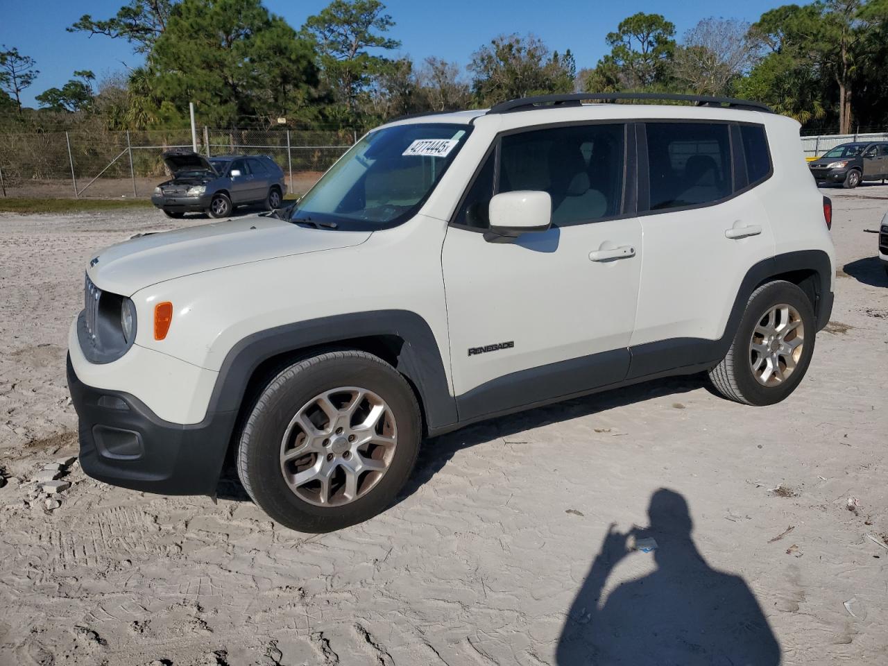  Salvage Jeep Renegade