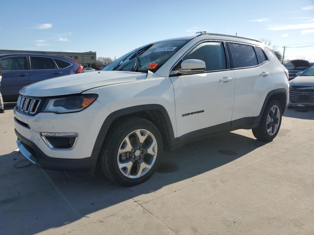 3C4NJCCB1JT367950 JEEP COMPASS LI 2018