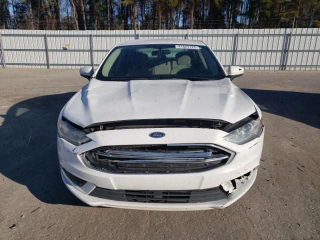 2018 FORD FUSION S - 3FA6P0G72JR200037