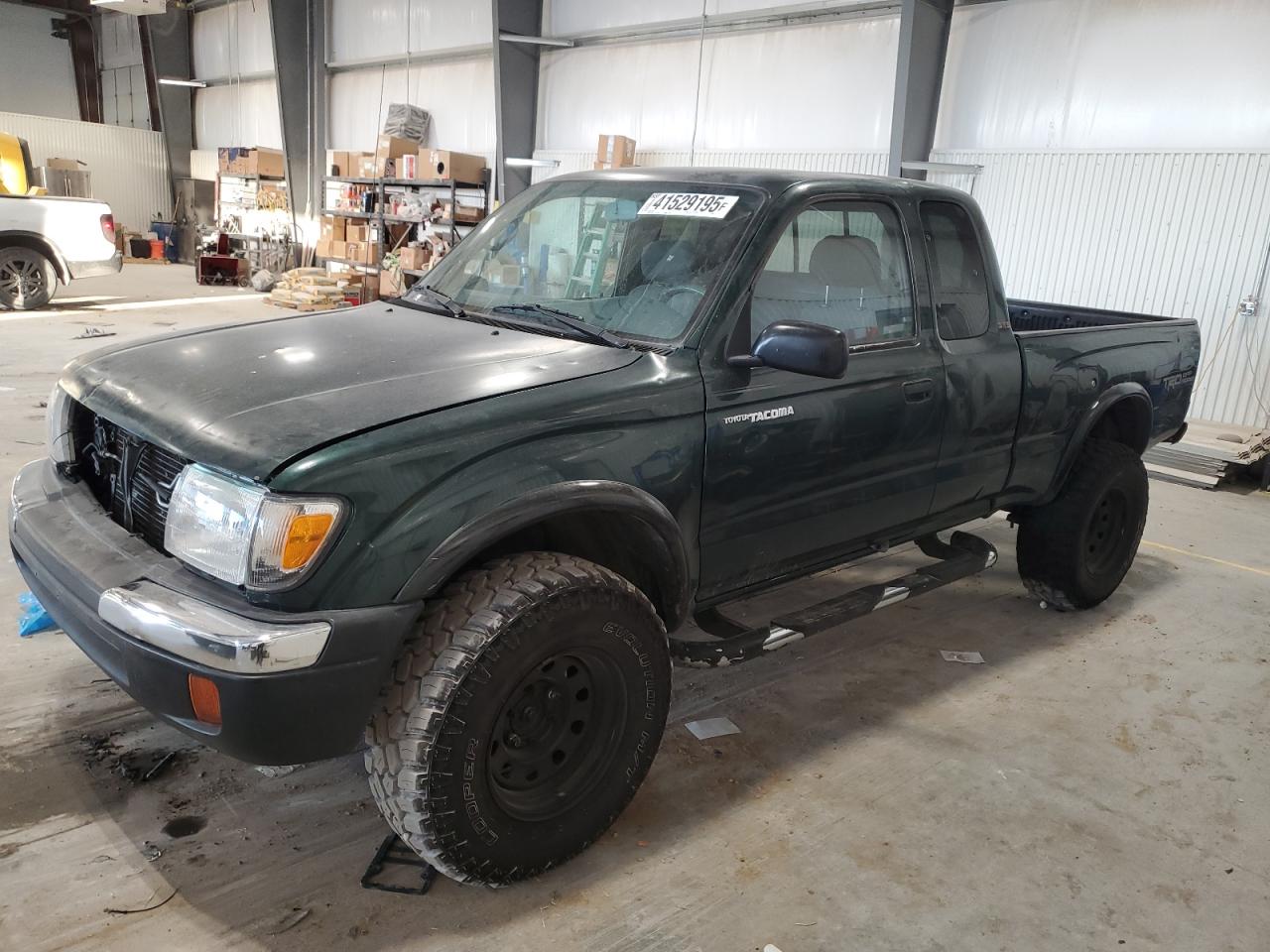  Salvage Toyota Tacoma