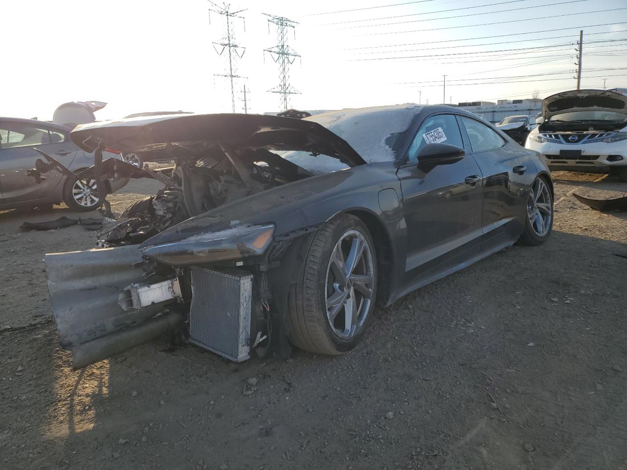 WAUFJBFW1P7003924 AUDI E-TRON GT 2023