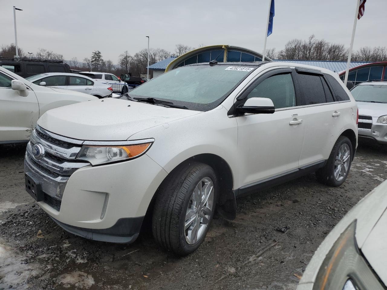  Salvage Ford Edge