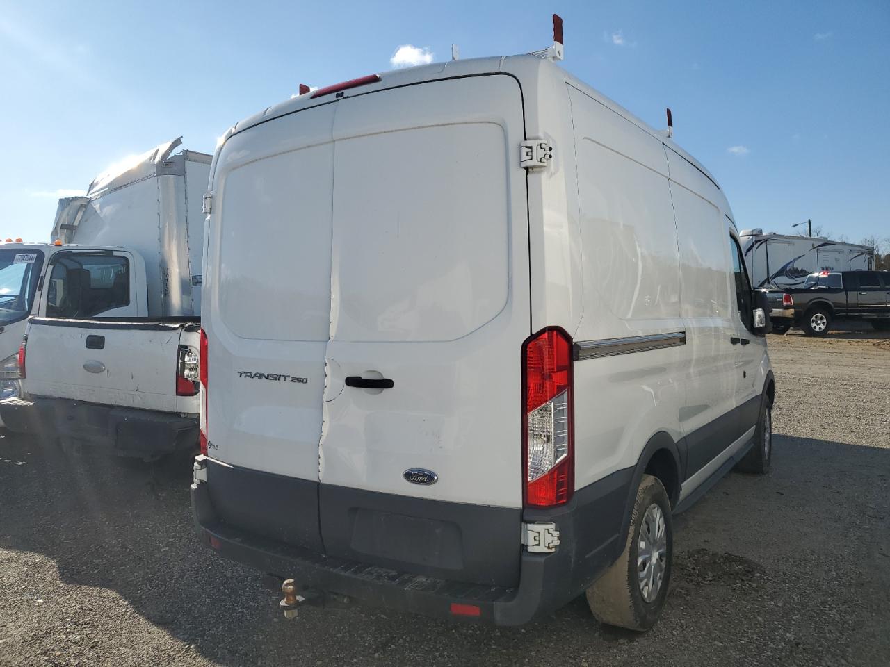 Lot #3050349890 2015 FORD TRANSIT T-