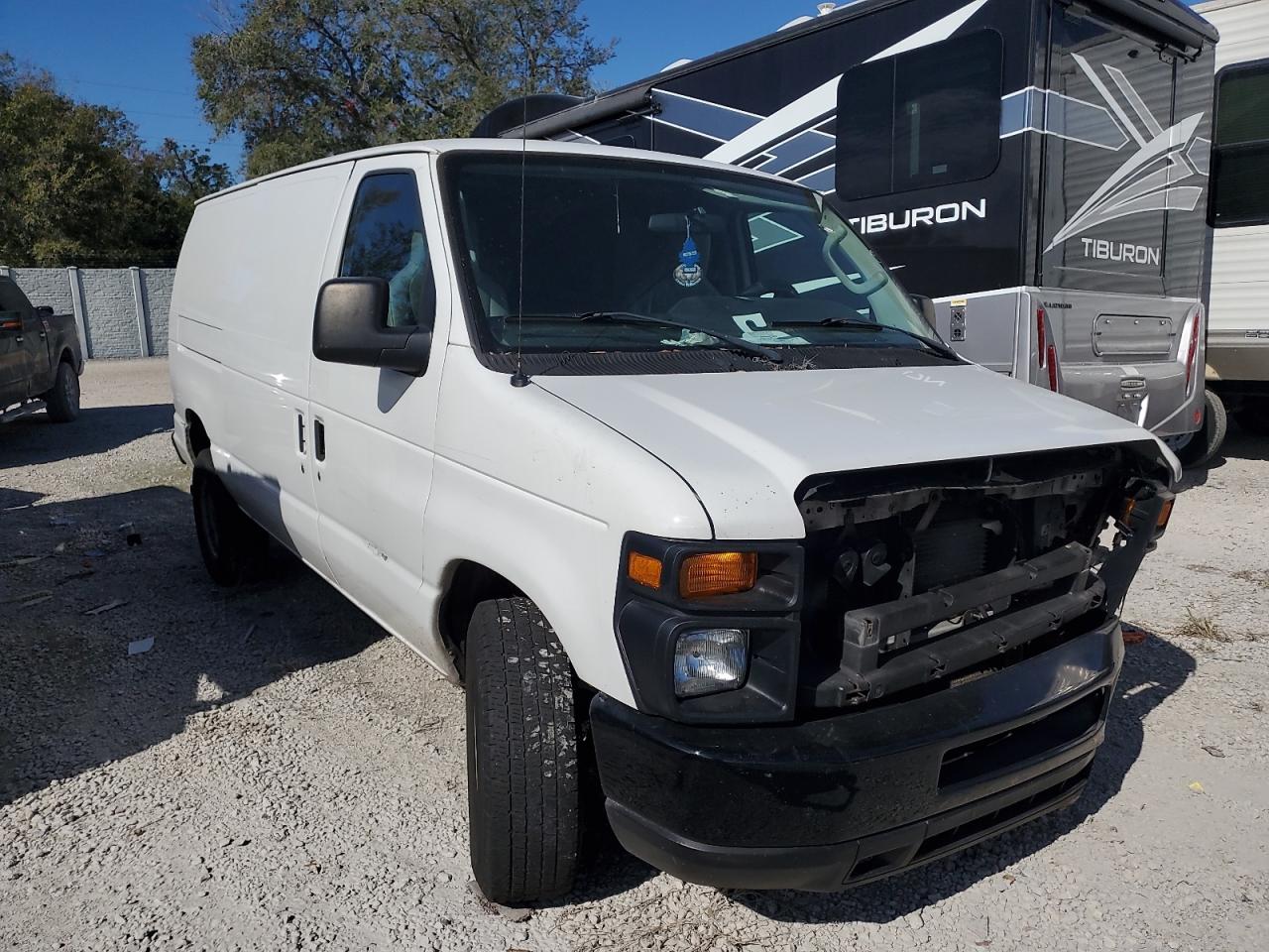  Salvage Ford Econoline