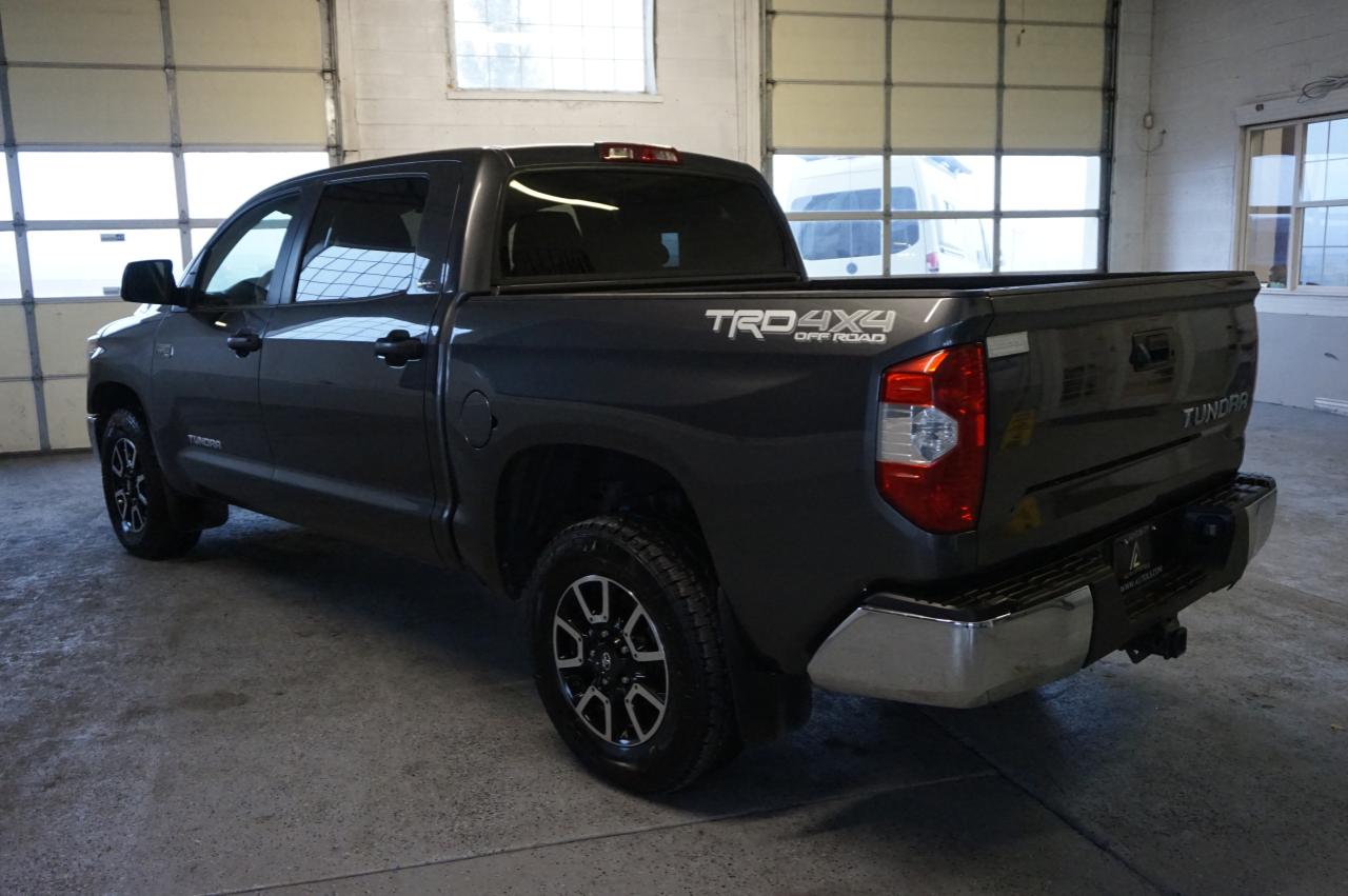 Lot #3055223963 2018 TOYOTA TUNDRA CRE