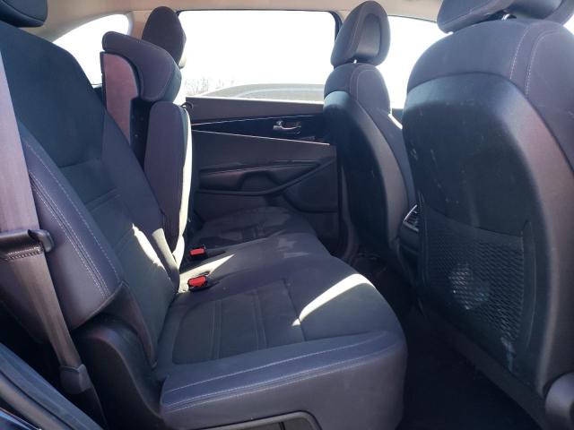 2016 KIA SORENTO LX - 5XYPGDA55GG180138