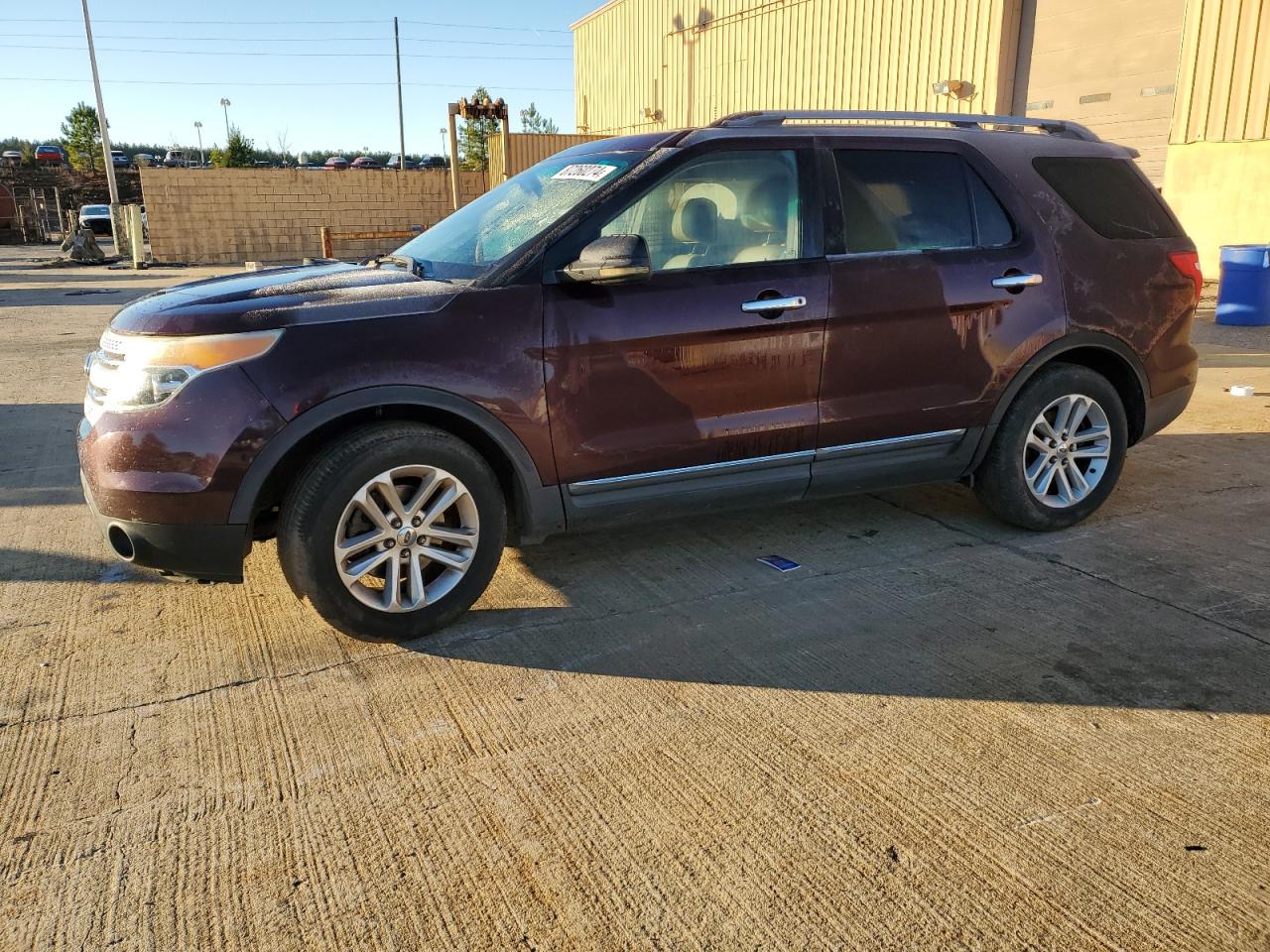  Salvage Ford Explorer