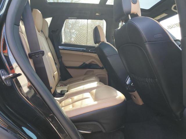 2017 PORSCHE CAYENNE - WP1AA2A28HKA87982