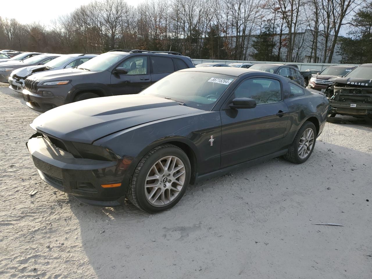  Salvage Ford Mustang