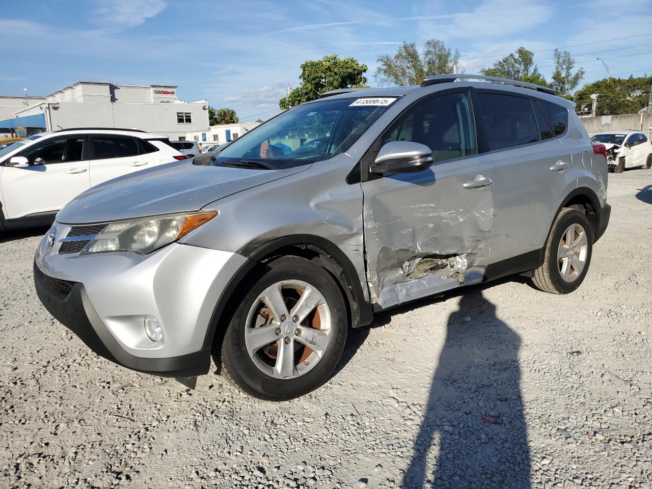  Salvage Toyota RAV4