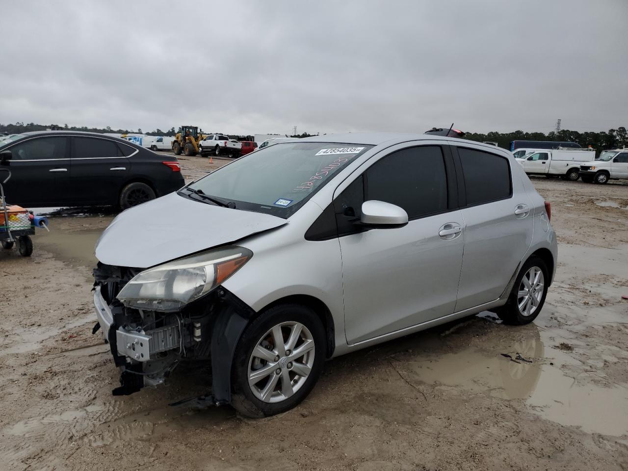  Salvage Toyota Yaris