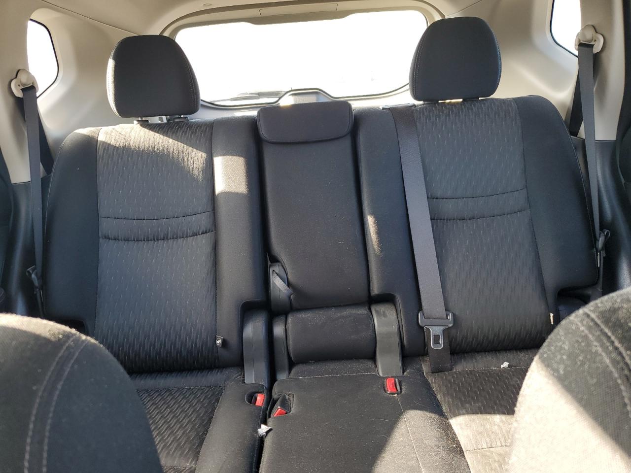 Nissan Rogue s 2017