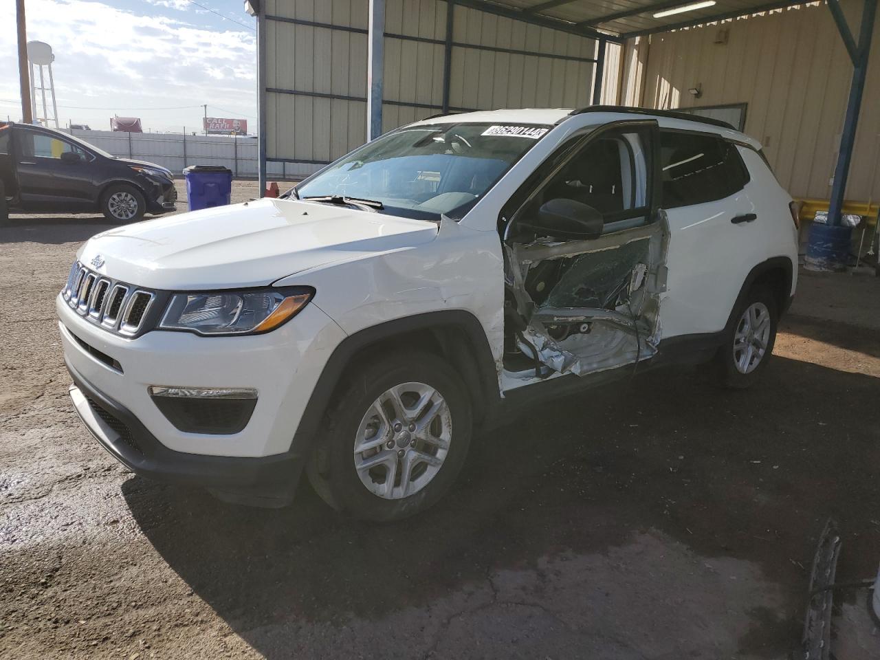  Salvage Jeep Compass