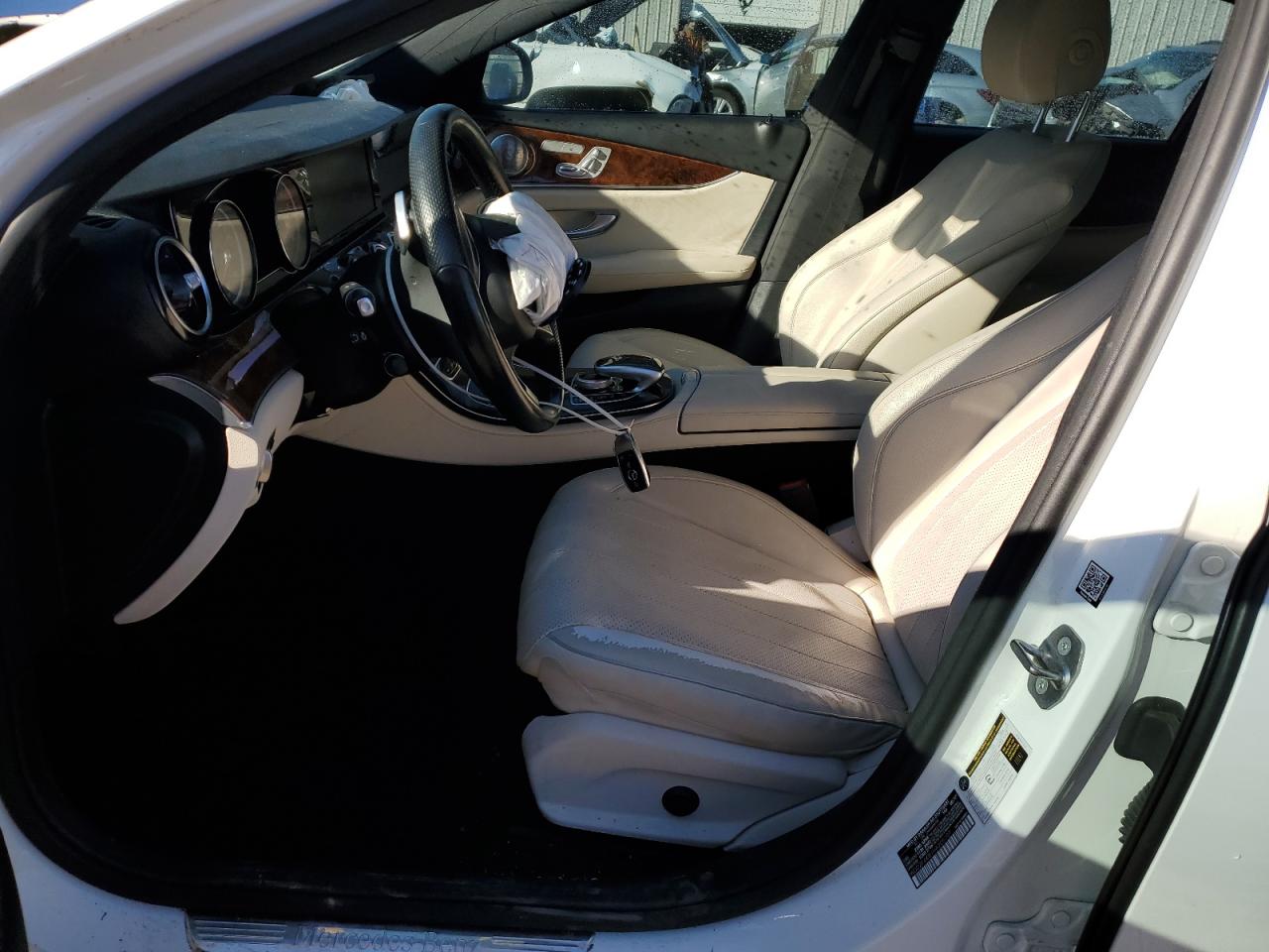 MERCEDES-BENZ E-CLASS 300 4MATIC