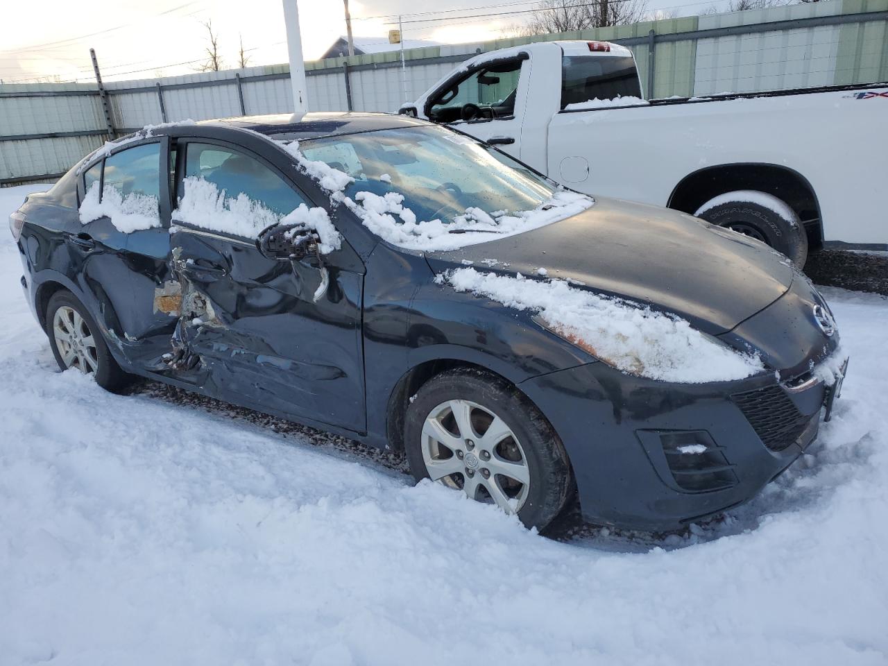 Lot #3045573677 2010 MAZDA 3 I