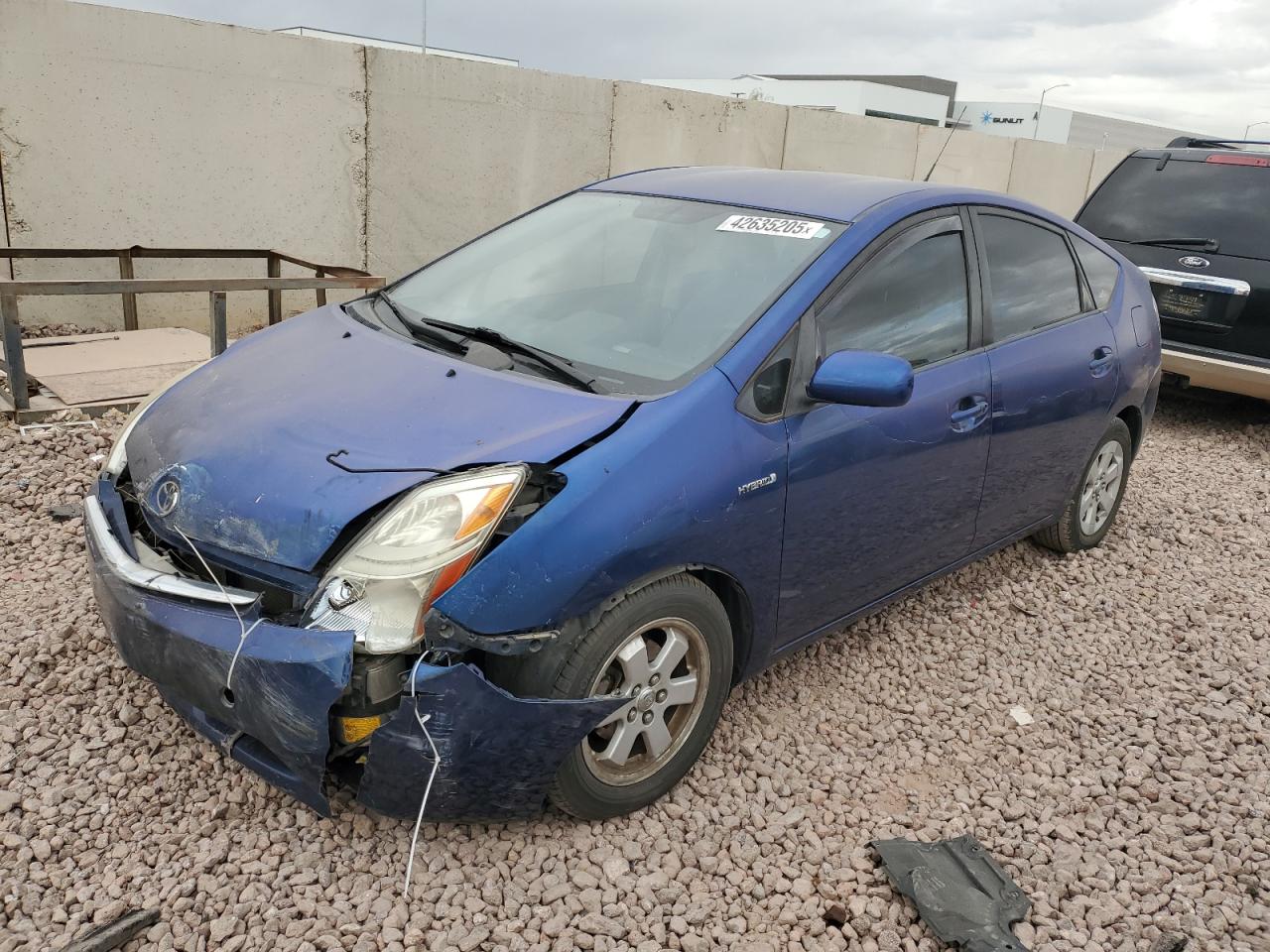  Salvage Toyota Prius