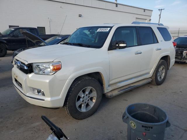 TOYOTA 4RUNNER SR