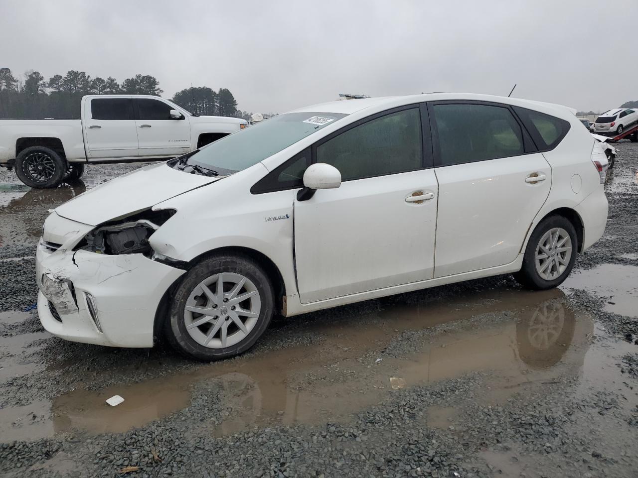  Salvage Toyota Prius