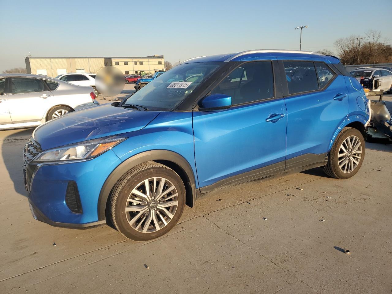 NISSAN KICKS SV