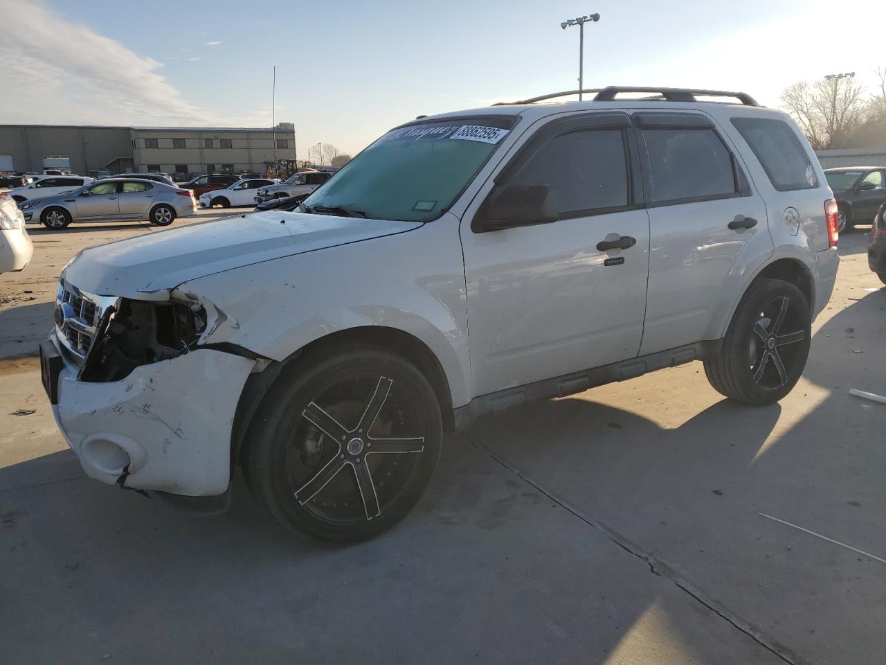  Salvage Ford Escape