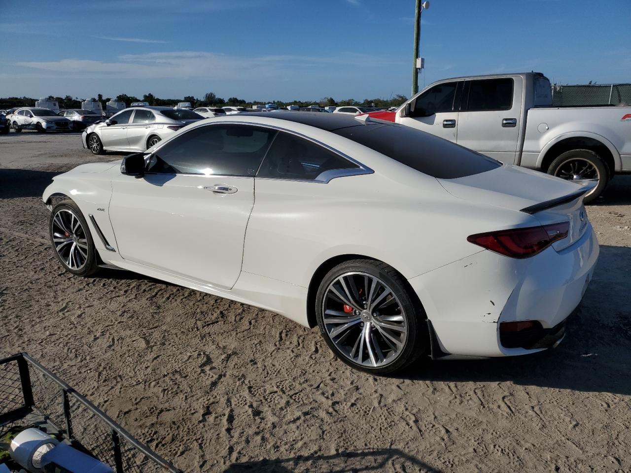 Lot #3049600637 2017 INFINITI Q60 BASE