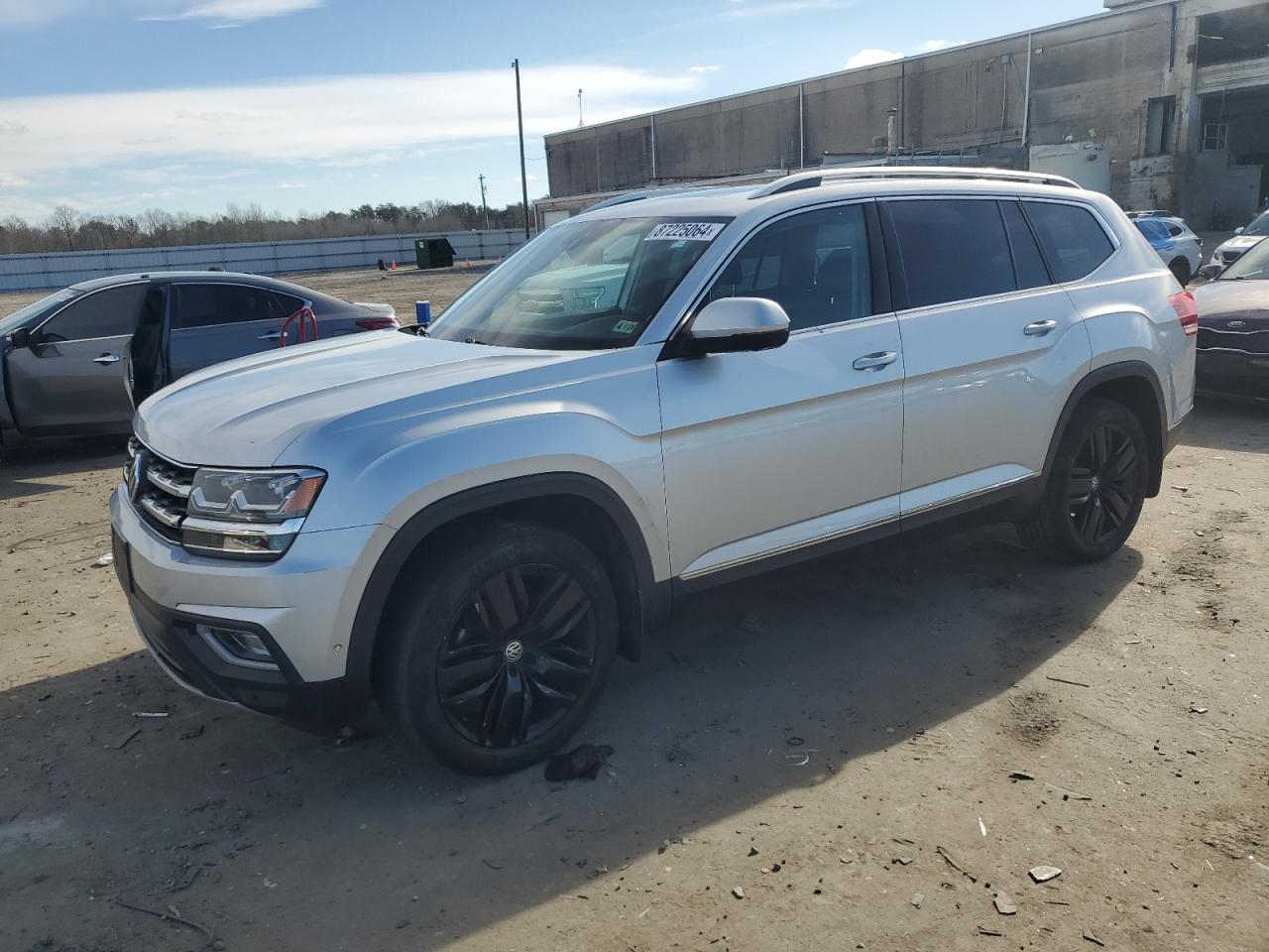 1V2NR2CA5JC577777 VOLKSWAGEN ATLAS SEL 2018
