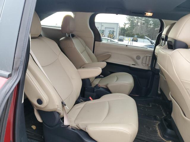 2021 TOYOTA SIENNA XLE - 5TDYSKFC3MS022362