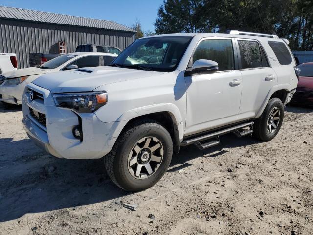 TOYOTA 4RUNNER SE 2023 white  gas JTERU5JR1P6189685 photo #1