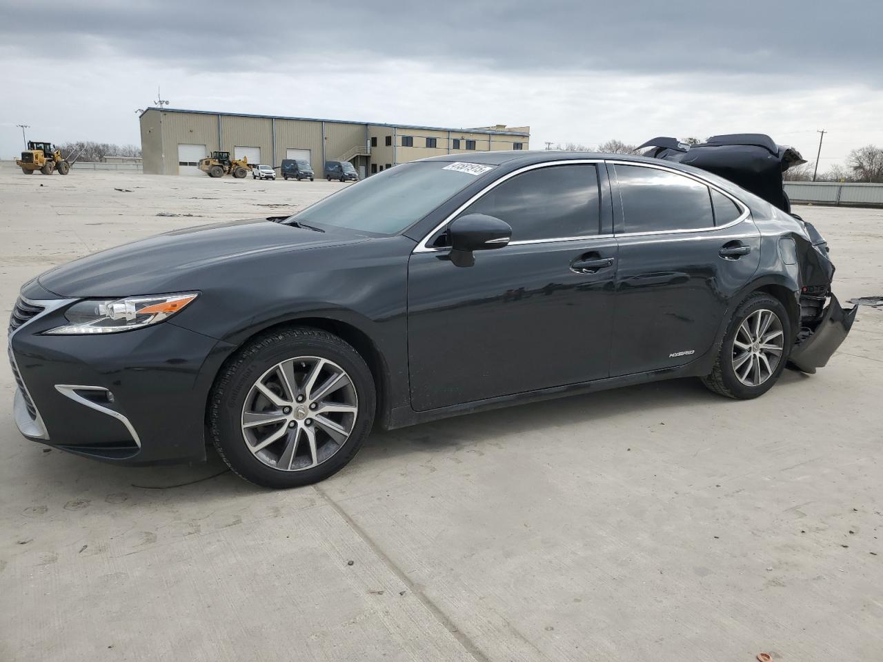 JTHBW1GGXJ2170399 LEXUS ES 300H 2018