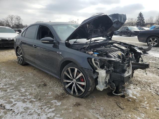 2018 VOLKSWAGEN PASSAT GT 1VWJM7A32JC027790