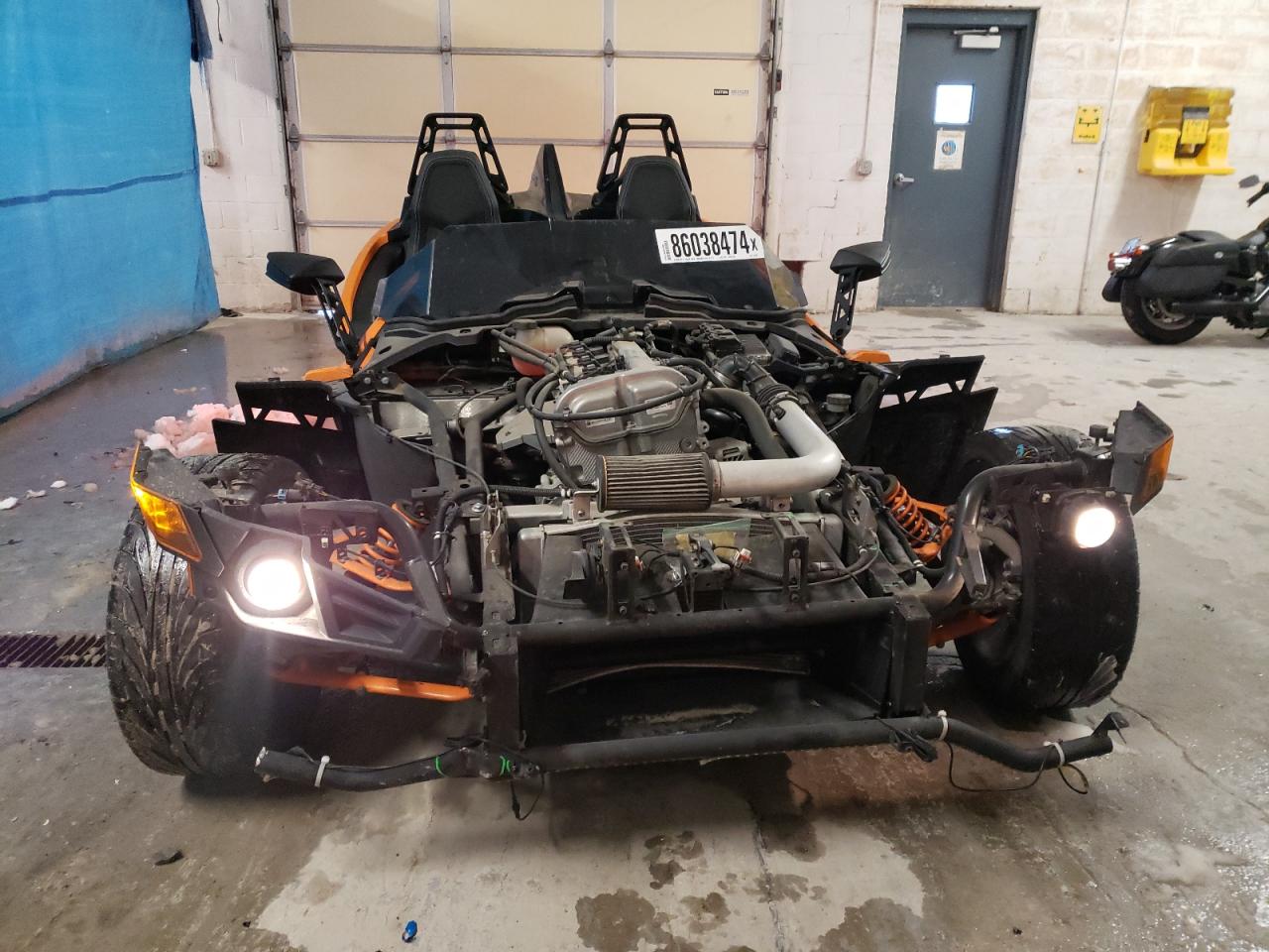 Lot #3051385648 2019 POLARIS SLINGSHOT