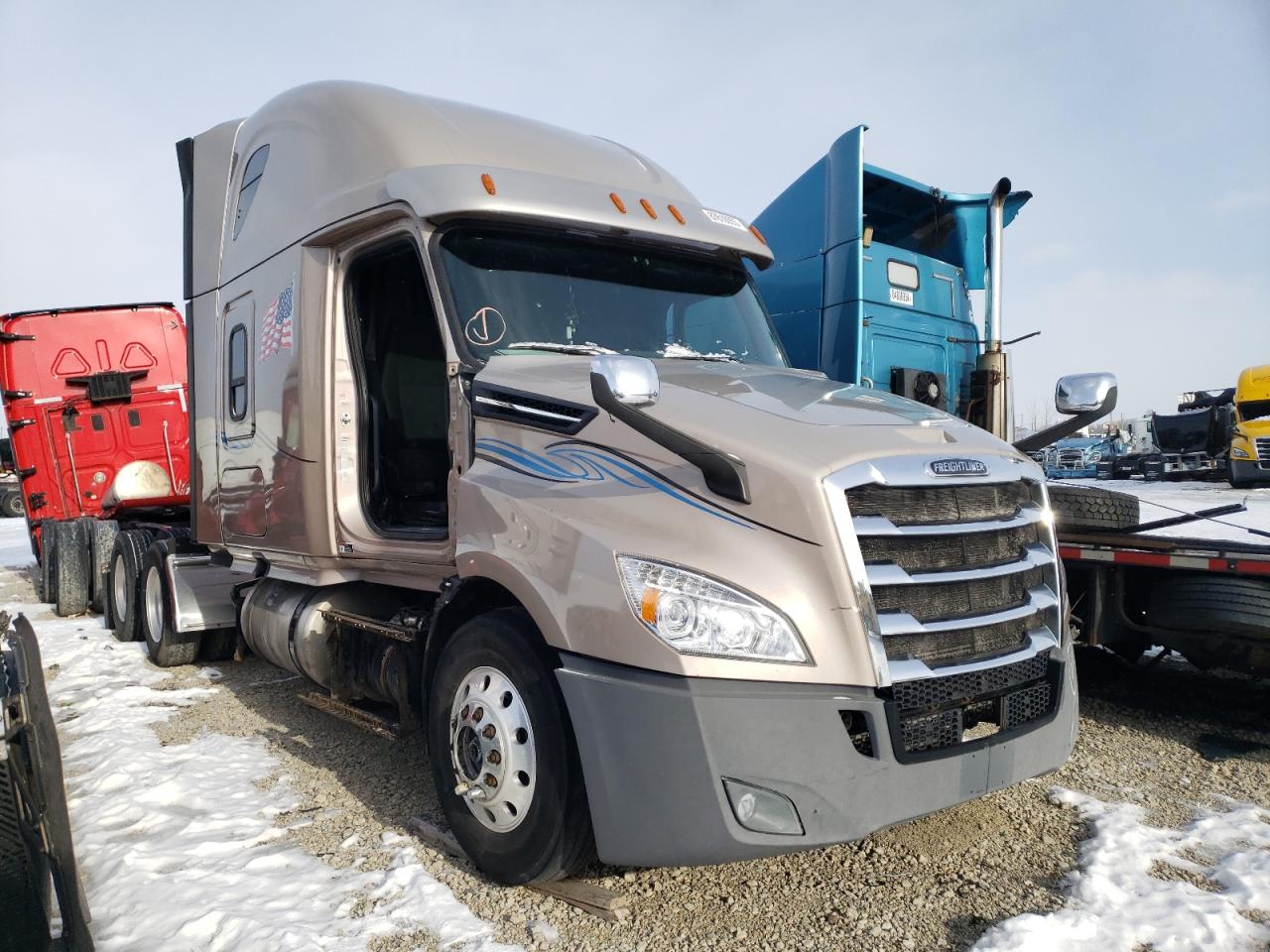  Salvage Freightliner Cascadia 1