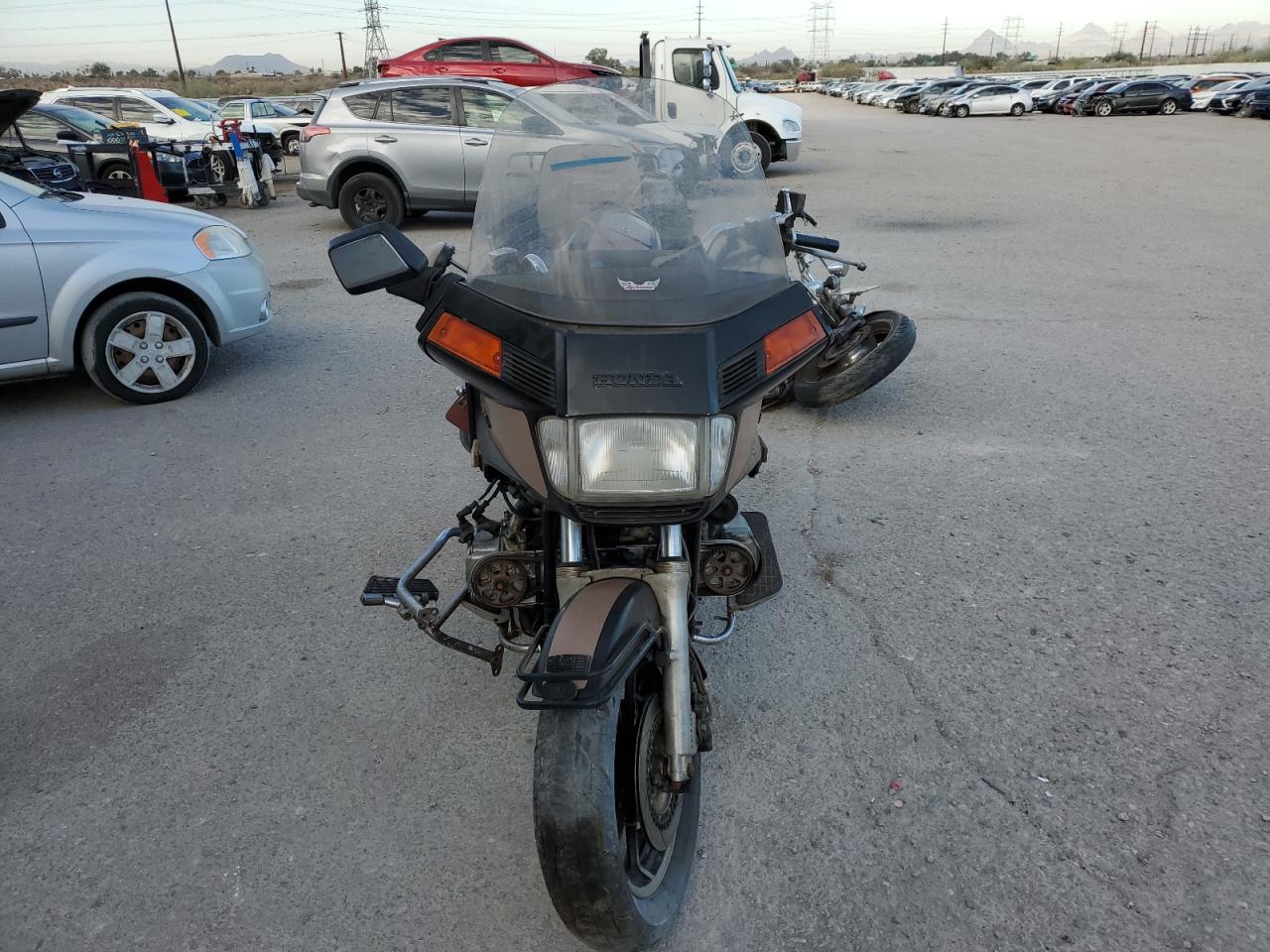 Lot #3055378336 1986 HONDA GL1200 A