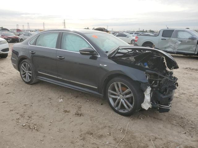 2017 VOLKSWAGEN PASSAT R-L - 1VWDT7A35HC060664