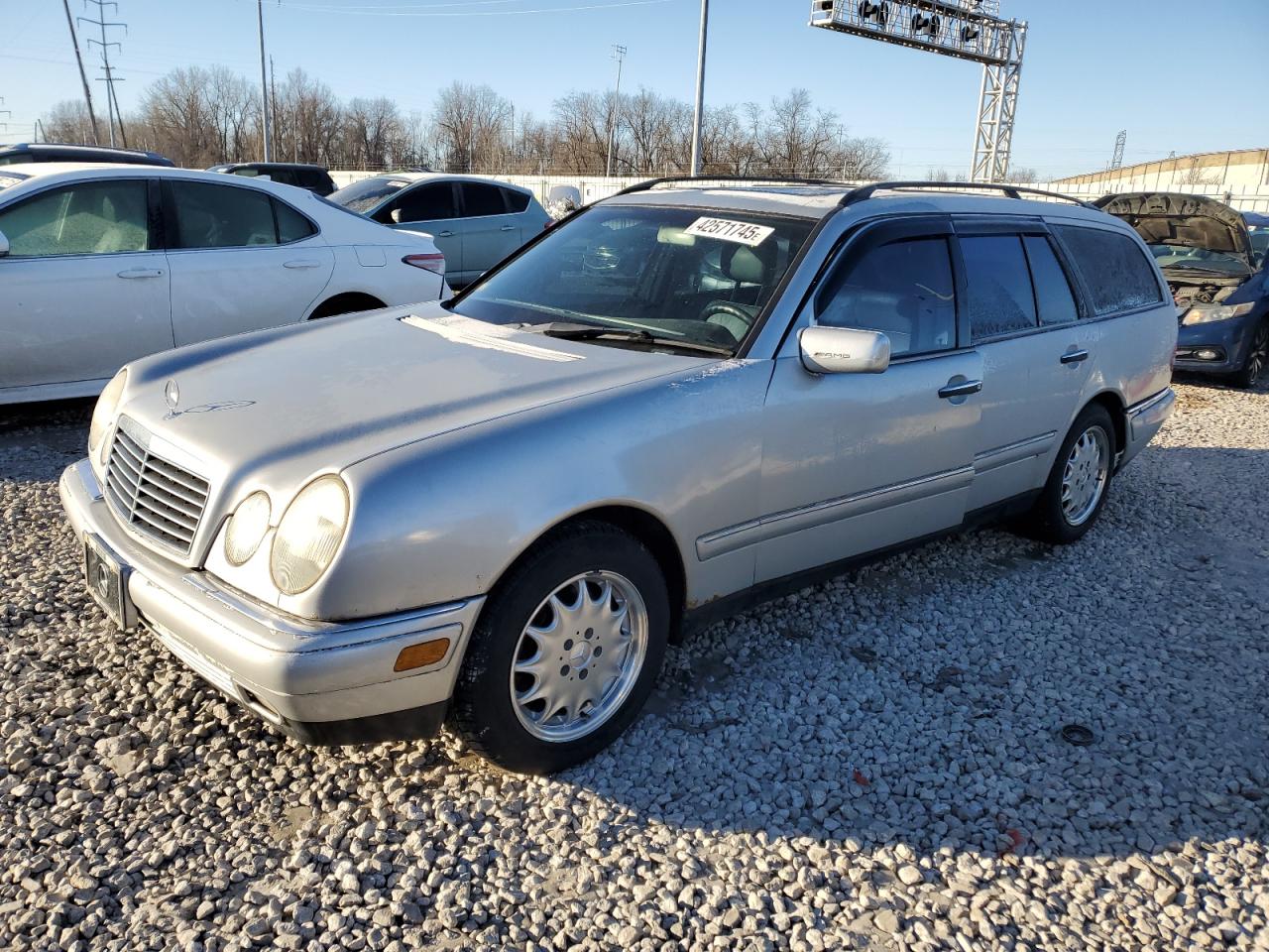  Salvage Mercedes-Benz E-Class