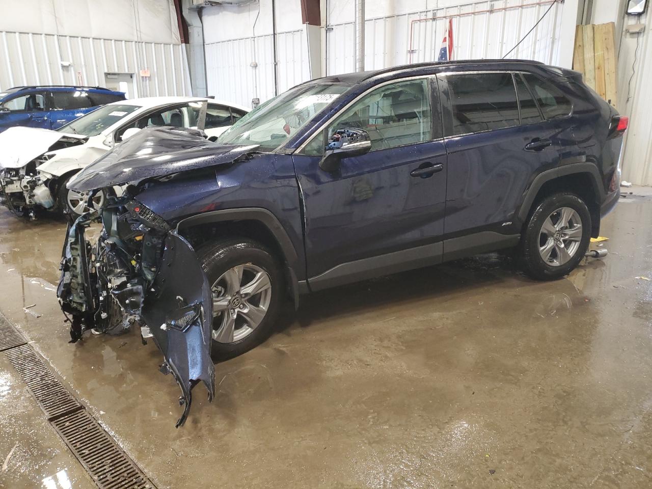 TOYOTA RAV4 XLE