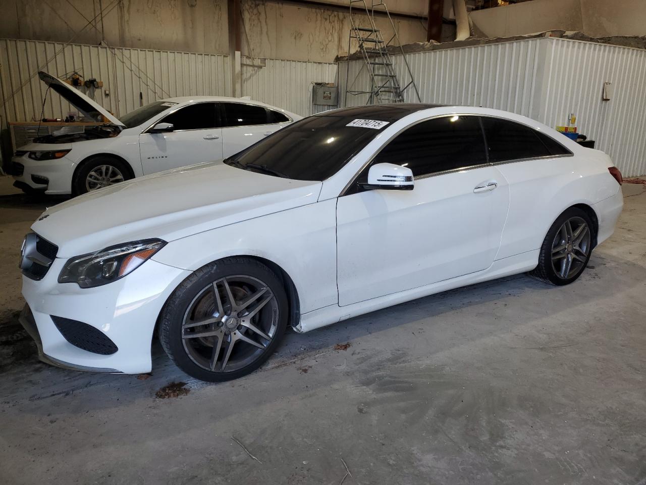 MERCEDES-BENZ E-CLASS 400