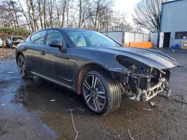 2016 PORSCHE PANAMERA 2 - WP0AA2A76GL000621